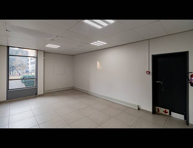 216M² OFFICE TO LET IN ROSEBANK